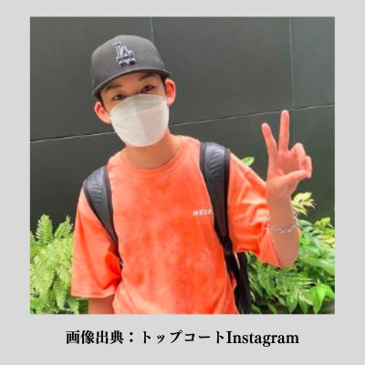 マスク姿の山時聡真さん