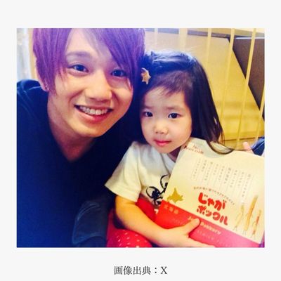 姪っ子と写る花村想太さん